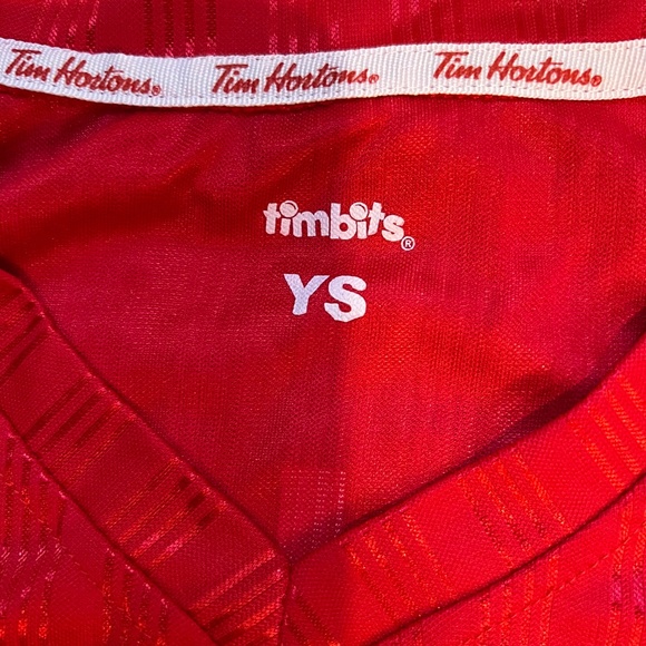 Tim Horton's Red Soccer Jersey #5 - Kids Youth Small - Bundle Discount - Picture 3 of 3